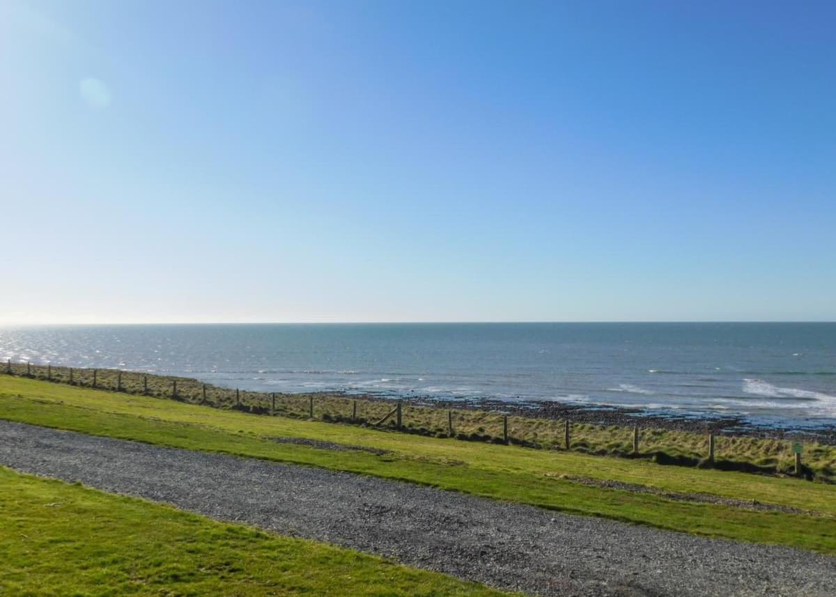 Morfa Bychan Holiday Park Llanychaiarn ภายนอก รูปภาพ