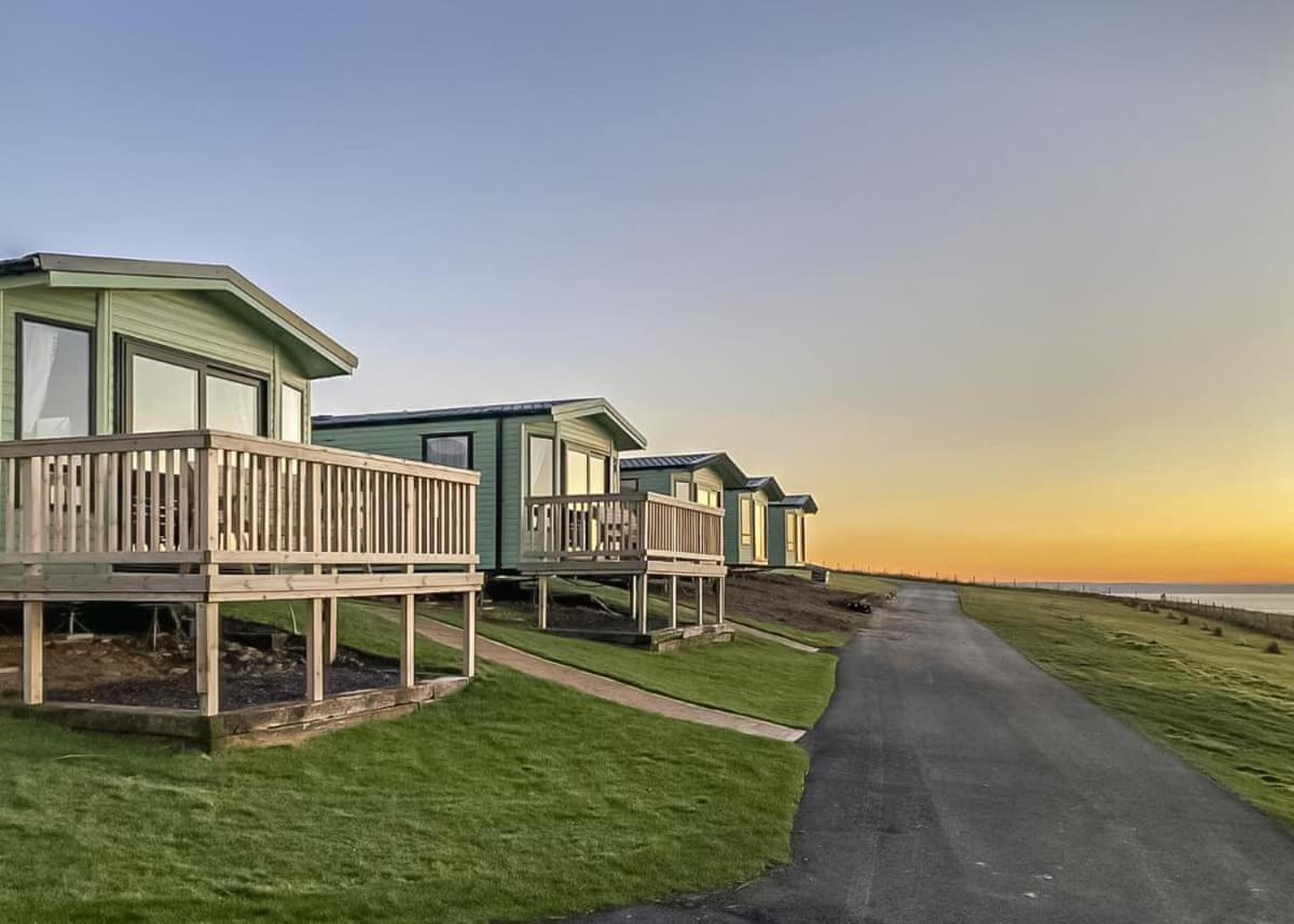 Morfa Bychan Holiday Park Llanychaiarn ภายนอก รูปภาพ