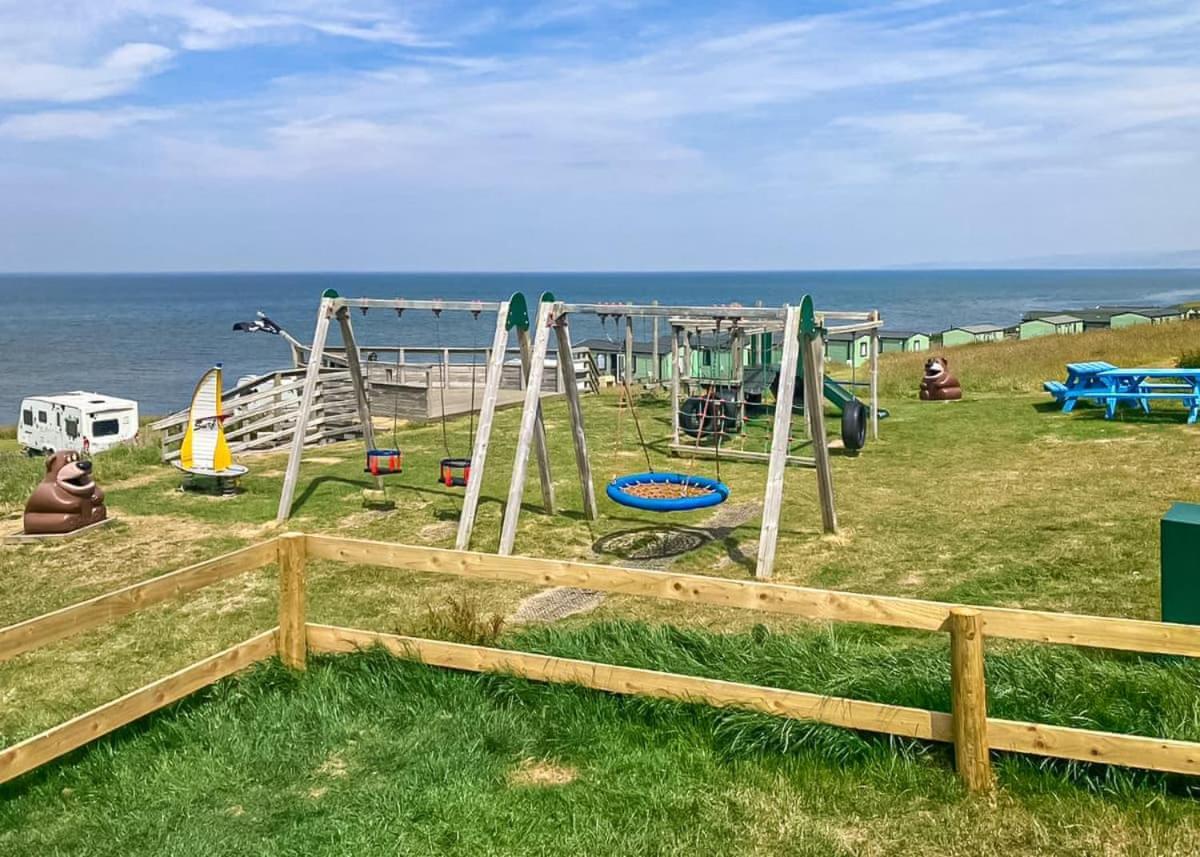 Morfa Bychan Holiday Park Llanychaiarn ภายนอก รูปภาพ